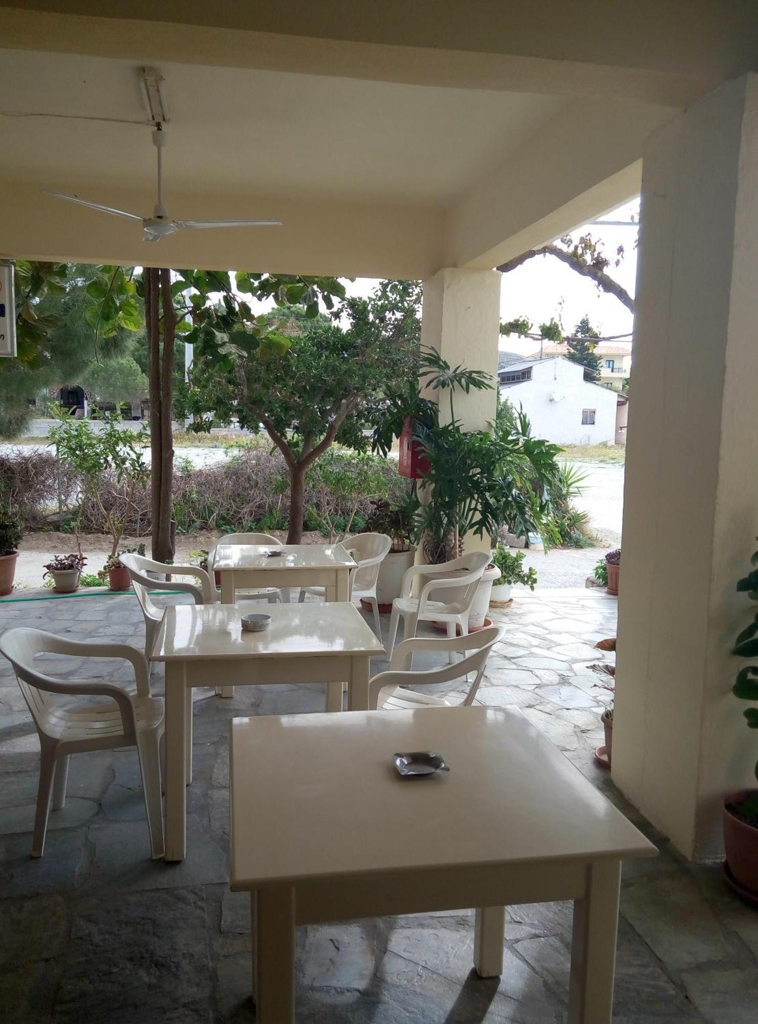 Knossos Hotel คาลามากิ ภายนอก รูปภาพ