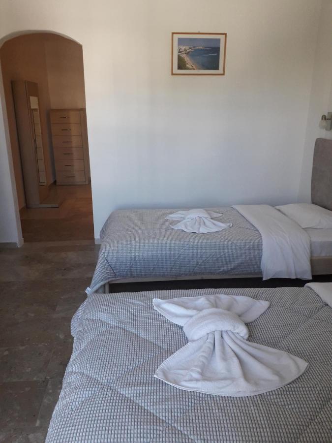 Knossos Hotel คาลามากิ ภายนอก รูปภาพ